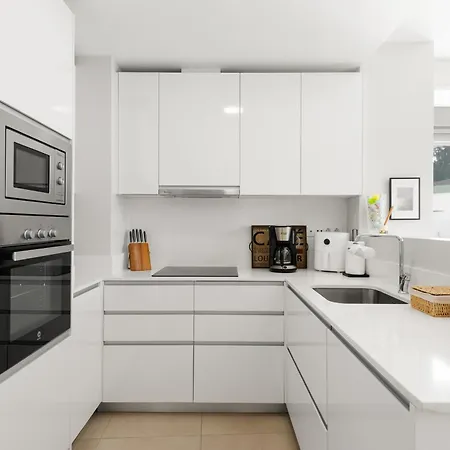 Baviera Hills 1a Apartment *